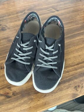 Hey Dude Women's Black Canvas Slip-On Shoes